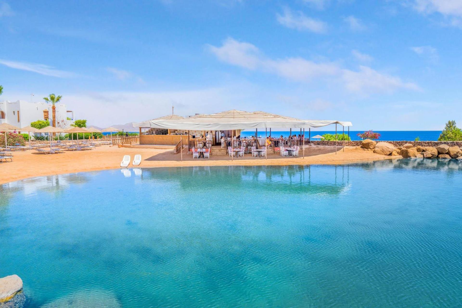 Domina Coral Bay Resort, Diving , Spa & Casino Sharm el-Sheikh Luaran gambar The beach at the Dead Sea