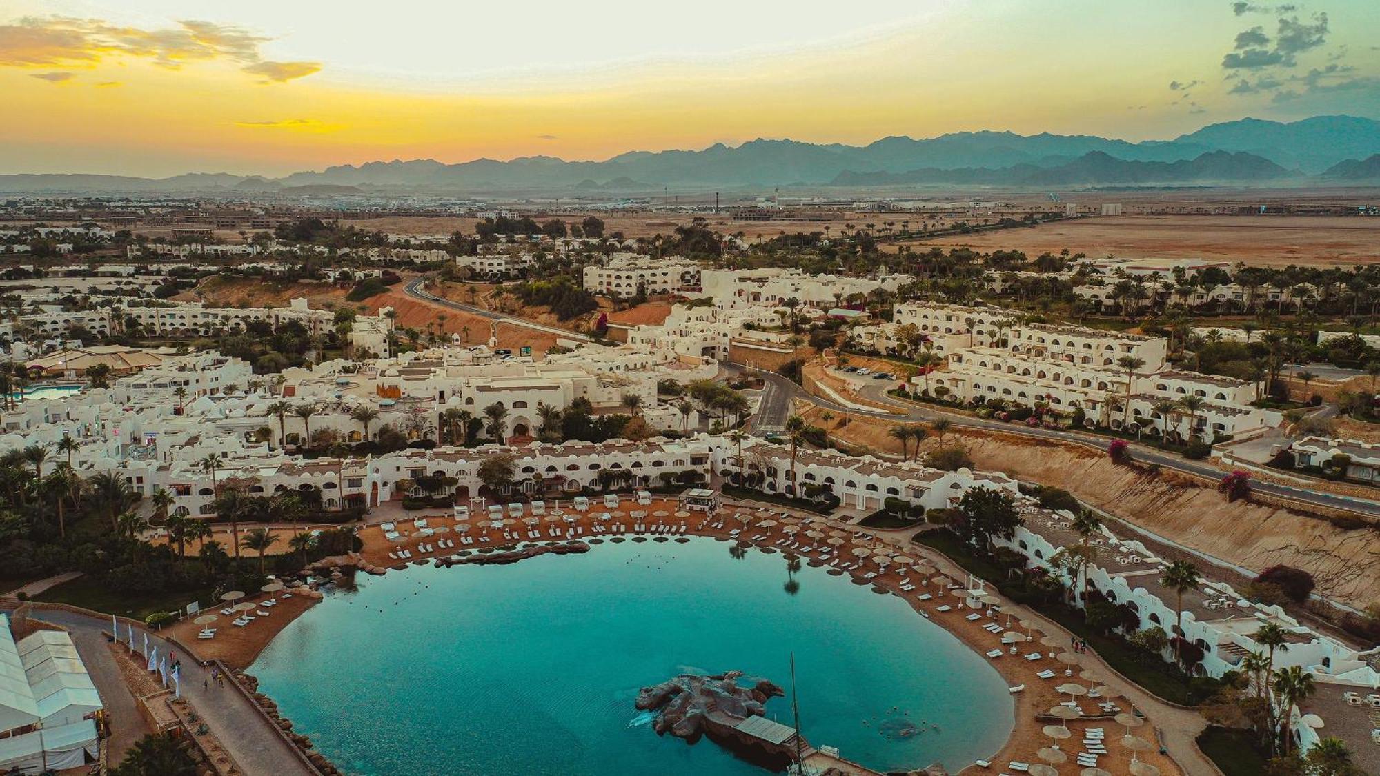 Domina Coral Bay Resort, Diving , Spa & Casino Sharm el-Sheikh Luaran gambar Aerial view of El Alamein