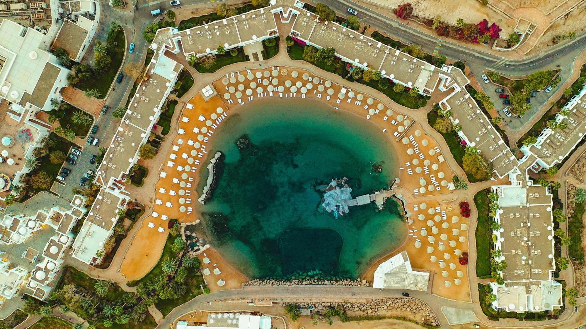 Domina Coral Bay Resort, Diving , Spa & Casino Sharm el-Sheikh Luaran gambar Aerial view of the lagoon