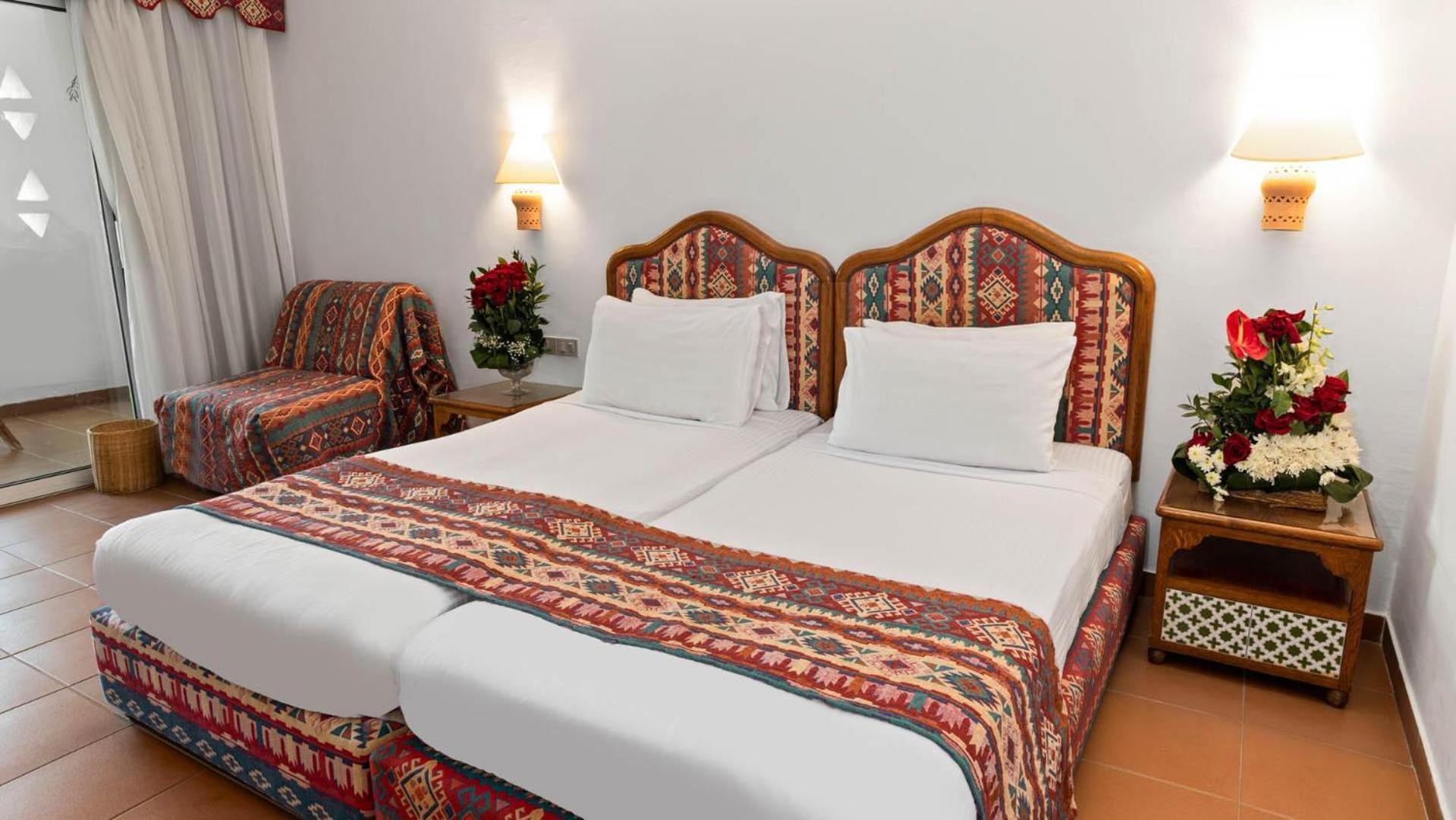 Domina Coral Bay Resort, Diving , Spa & Casino Sharm el-Sheikh Luaran gambar A guest room at the hotel